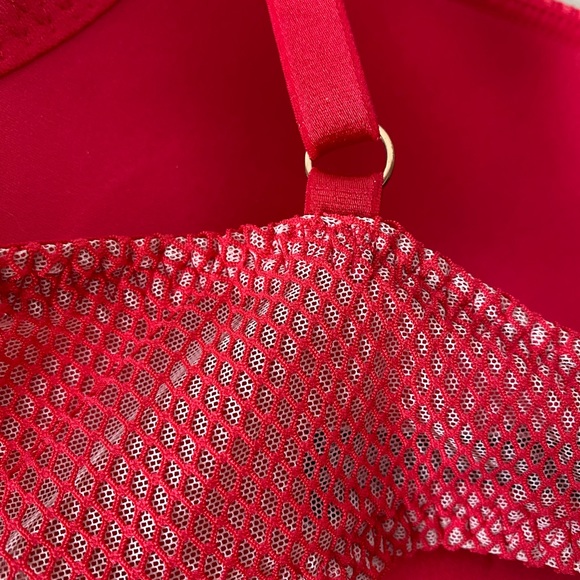 NWOT Victoria secret very sexy push up pigeonnant 38D bra rhinestones/diamonds - Picture 14 of 16